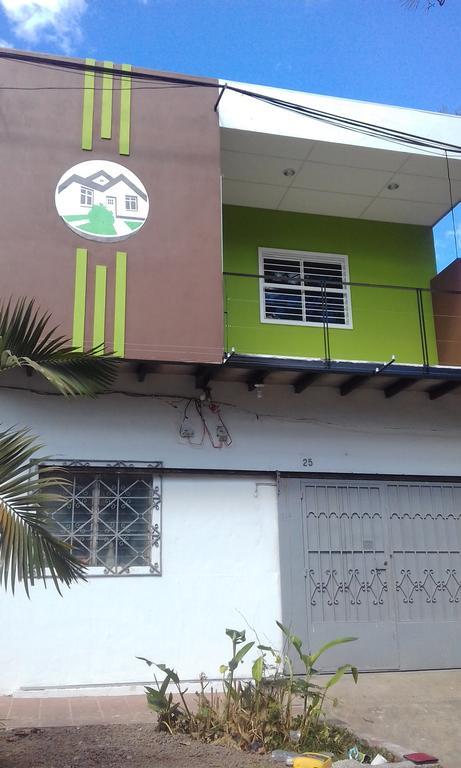 Casa Blanca Tu Casa Apartment Santa Ana Exterior photo
